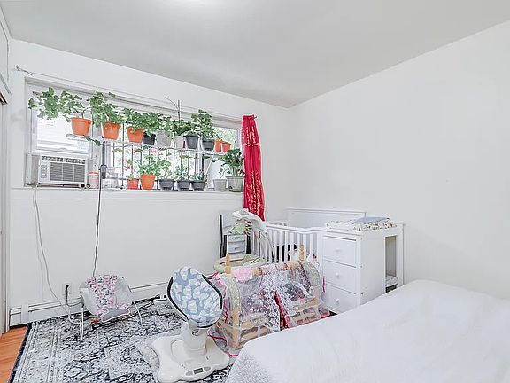 4th image of 77 Wallis Ave #1F