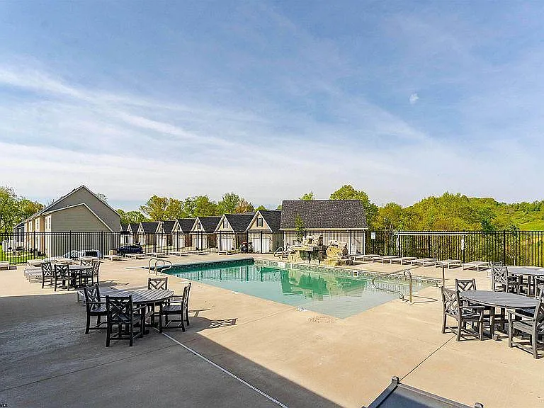 212 Red Oak Ln #212 — Photo 39