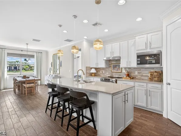 10825 Dennington Rd, Fort Myers, FL 33913