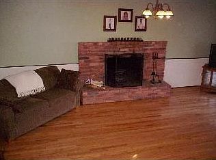 3rd image of 1020 Blanchette Dr