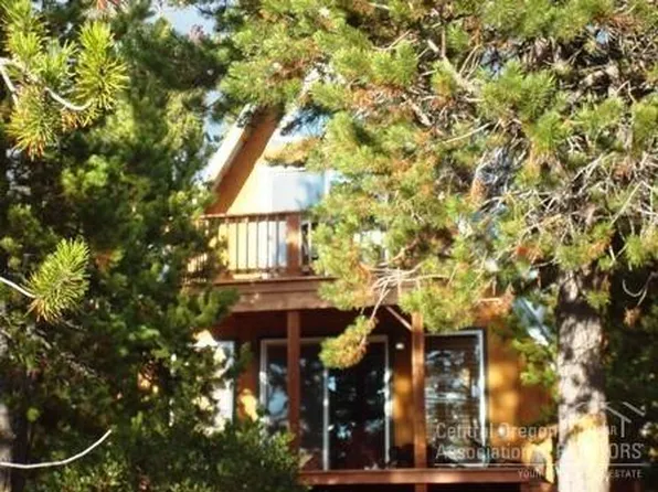 141981 Emerald Meadow Way, Crescent Lake, OR 97733