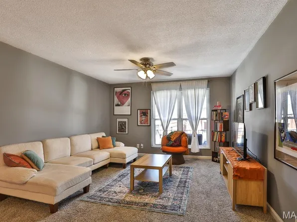 10379 Forest Brook Ln APT G, Saint Louis, MO 63146