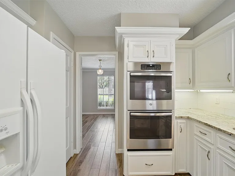 22406 Prince George St — Photo 14