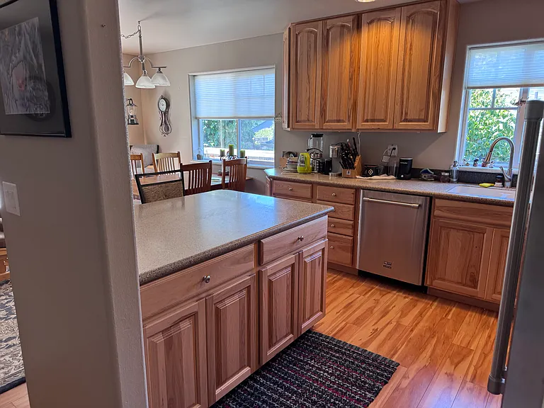 4724 Cypress Dr — Photo 11