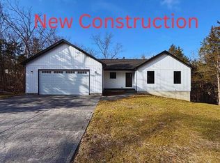 416 Yorktown Dr, De Soto, MO 63020