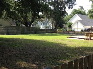 1254 George Lotson Ave, Saint Simons Island, GA 31522