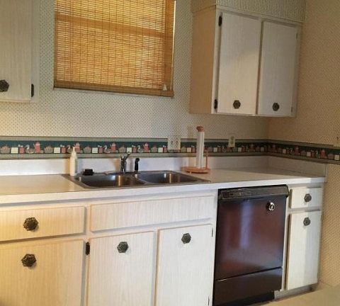 4th image of 327 Wilder Blvd APT B403