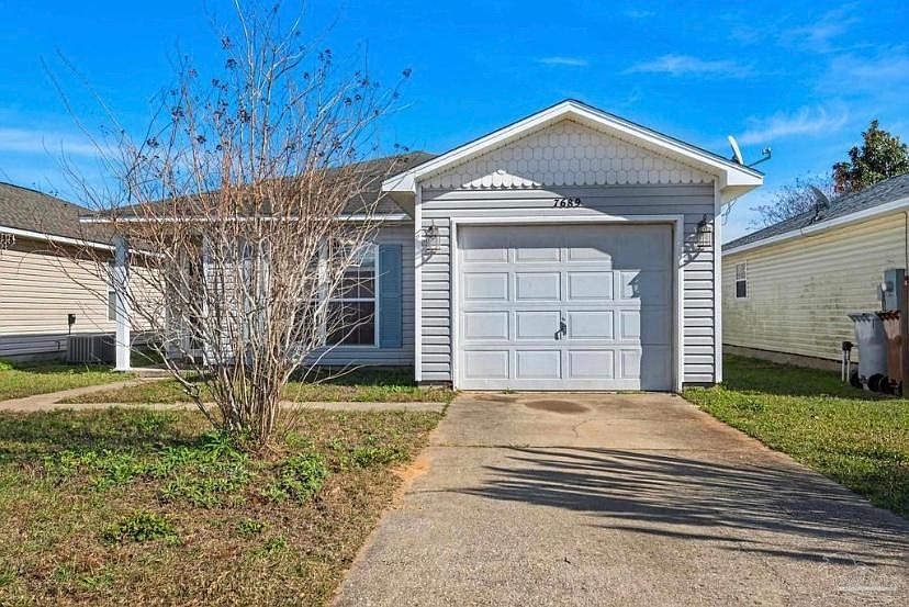 1st image of 7689 Chablis Cir