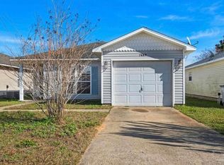 7689 Chablis Cir, Navarre, FL 32566