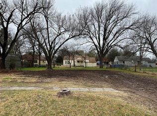 1403 Hancock St, Gainesville, TX 76240