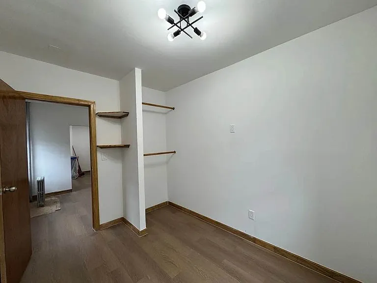 2248 1st Ave #6 — Photo 5