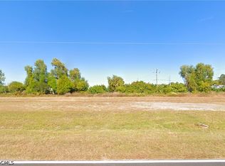 919 Kismet Pkwy E, Cape Coral, FL 33909