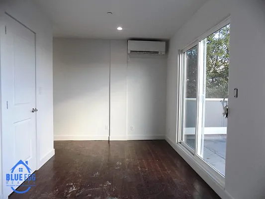 Rented by Blue Egg Realty Corp | media 43