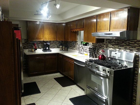 4th image of 8604 Edgemere Blvd