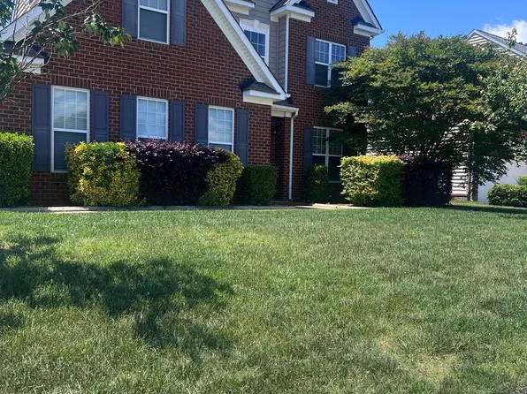 13 Hampshire Glen Pkwy, Hampton, VA 23669