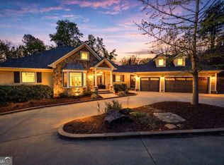 4833 Propes Dr, Oakwood, GA 30566