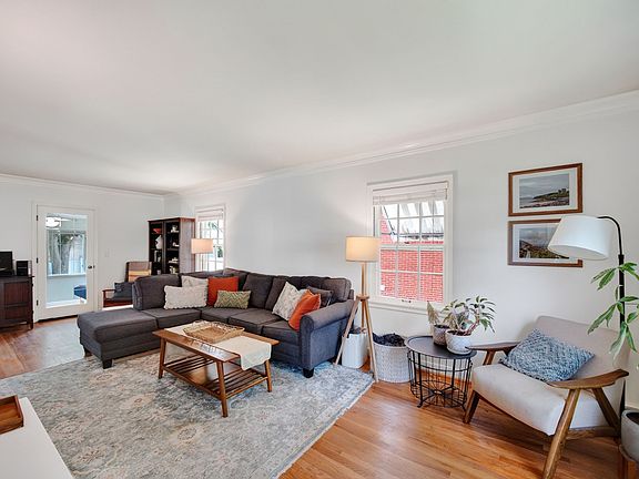 5th image of 2803 47th St