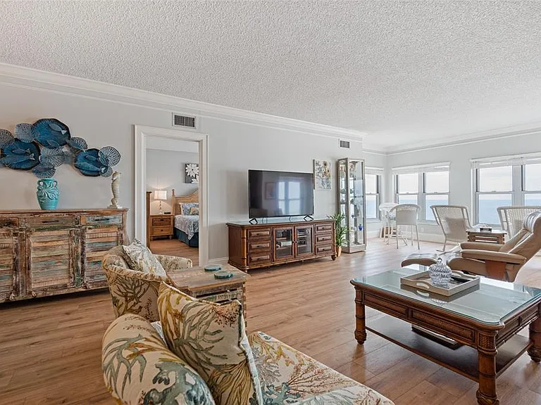 4950 Gulf Blvd #605 — Photo 5