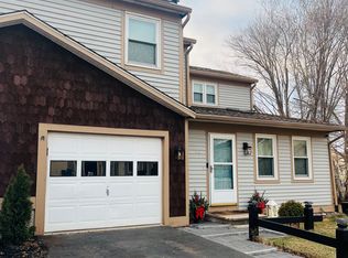 40 Karen Dr, Manchester, CT 06042