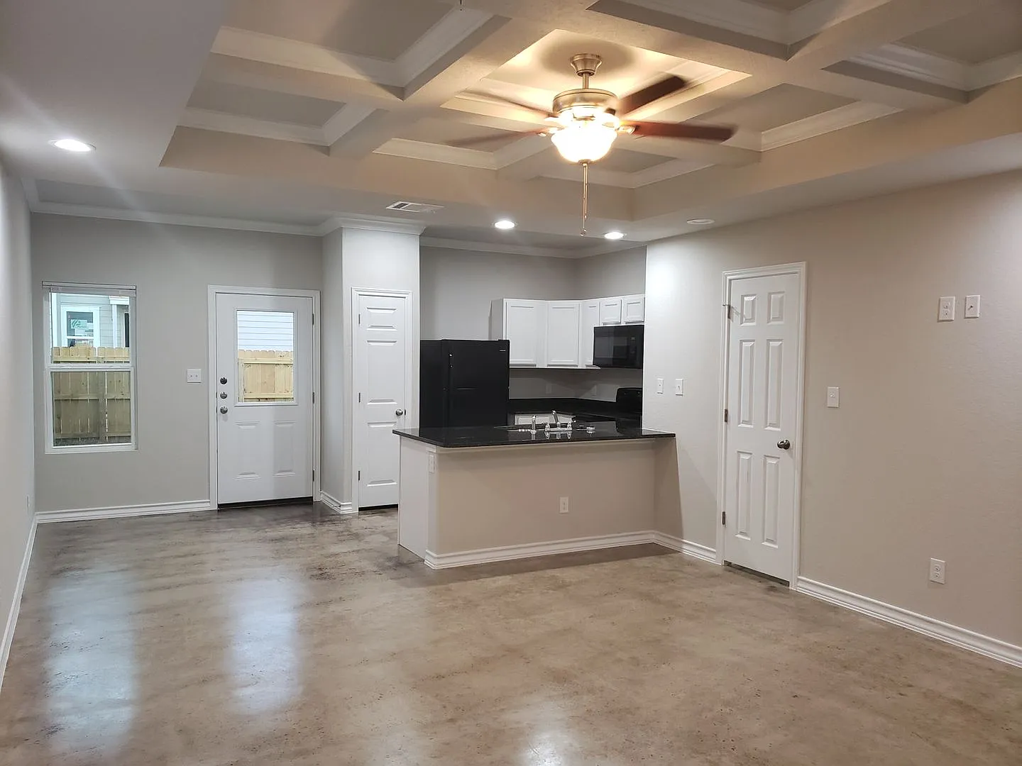Town home for rent — Photo 2