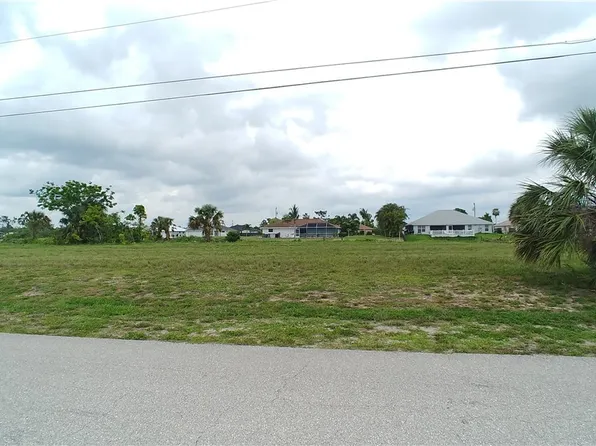 2613 NE 20th Pl, Cape Coral, FL 33909