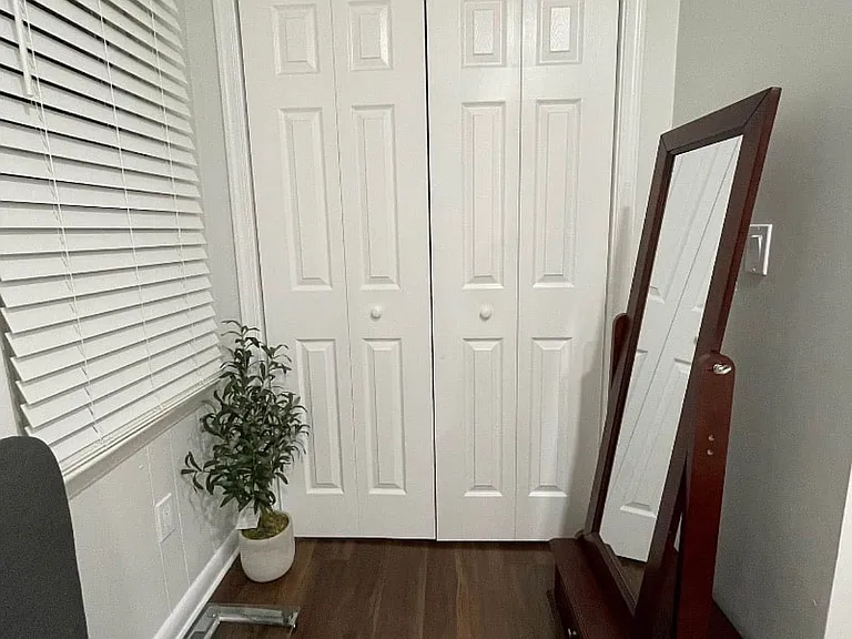 5003 Barnaby Ln #4 — Photo 4