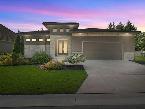 5419 W 124th Ct, Overland Park, KS 66209