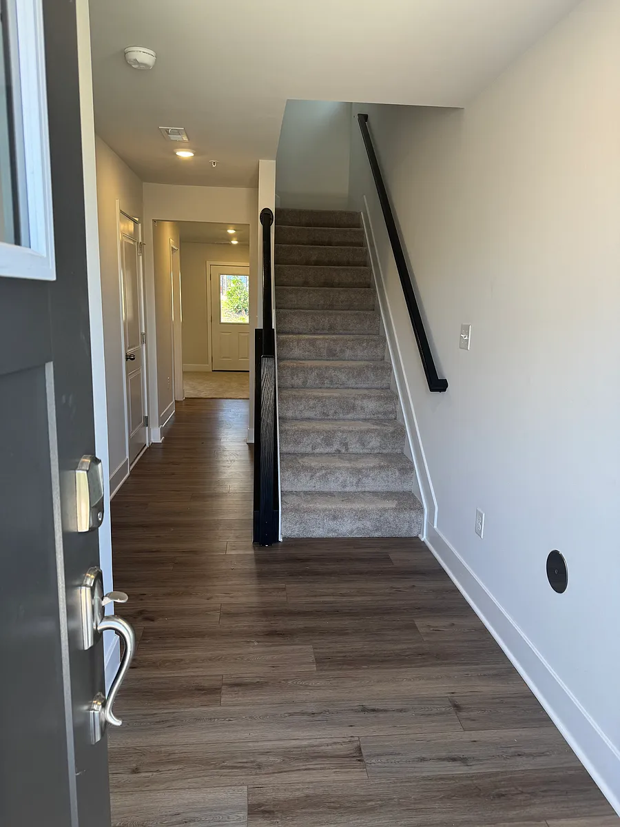 Building Photo - 2269 Marcy Dr