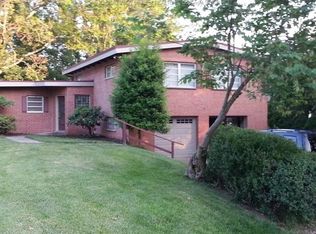 1406 Longridge Rd, Charleston, WV 25314