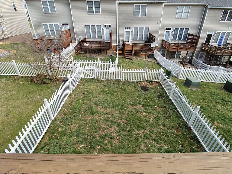 3069 Taylor Spring Ln — Photo 28