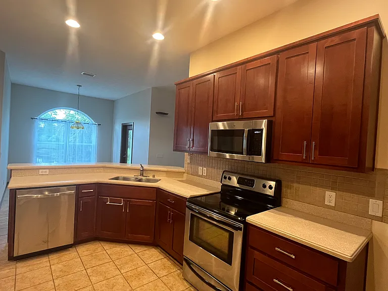 3730 Bay Tree Ct — Photo 6