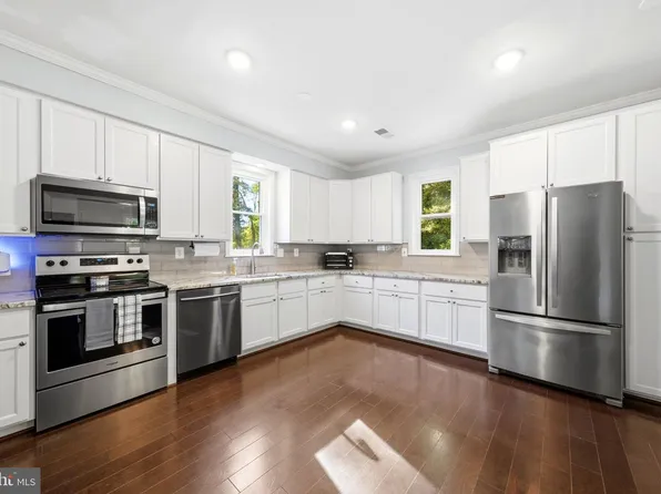 10560 S Faulkner Rd, Faulkner, MD 20632