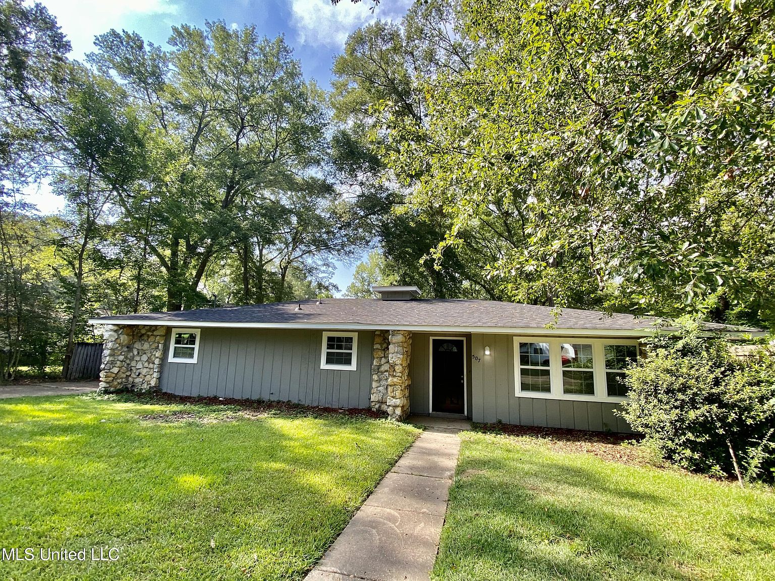 507 Heatherwood Dr, Jackson, MS 39212 Zillow