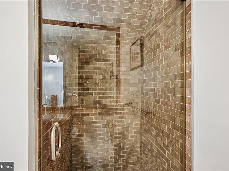 1305 Key Dr — Photo 31