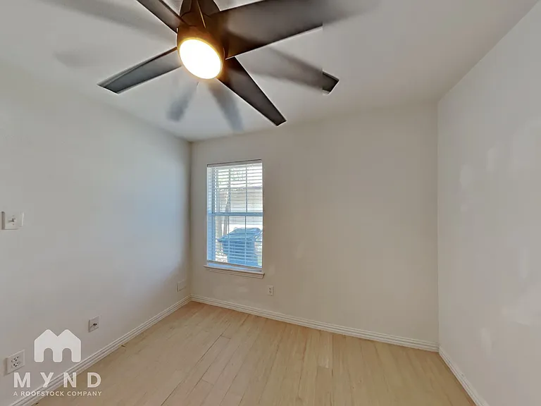 1503 Pearson Ave — Photo 18