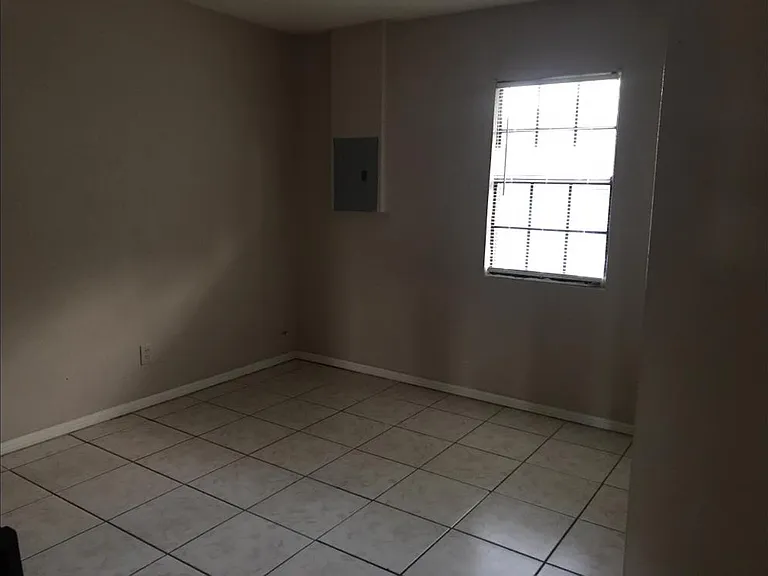 503 Kennedy St #2 — Photo 7
