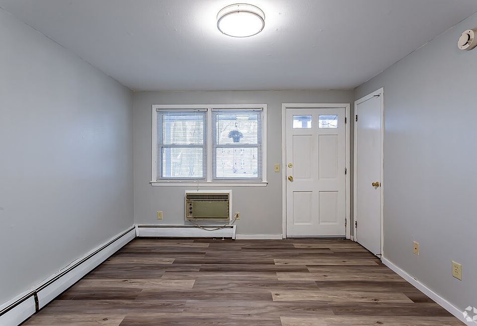 380 Daleville Rd Willington CT Zillow