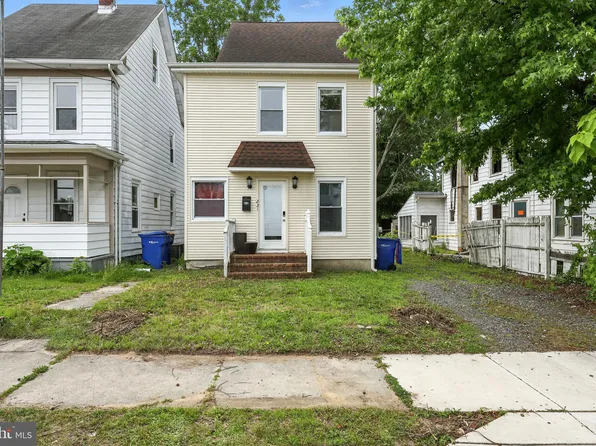 221 Howard St, Millville, NJ 08332