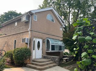 25 Eltinge St #2, Staten Island, NY 10304