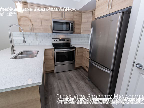 3rd image of 86B Sunridge Blvd W #86B