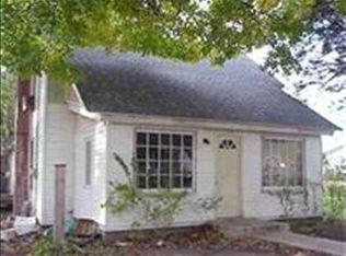 309 S Hamilton St, Mc Lean, IL 61754