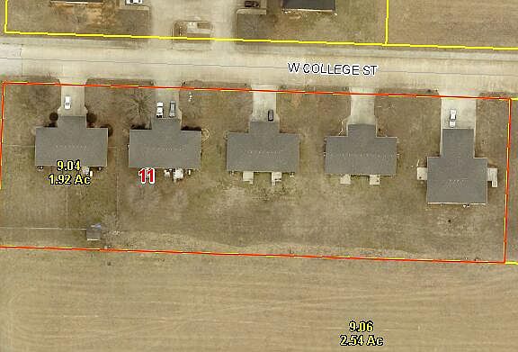 2nd image of 2025/2035 Maple Tree Lane