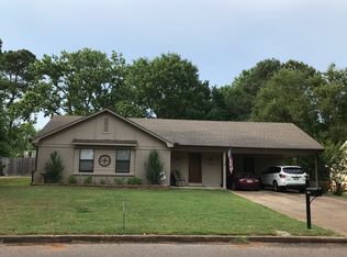 386 Ashana Dr, Collierville, TN 38017