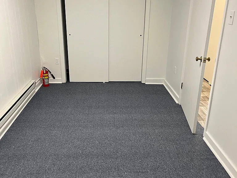 560 Summit Ave #1 — Photo 11