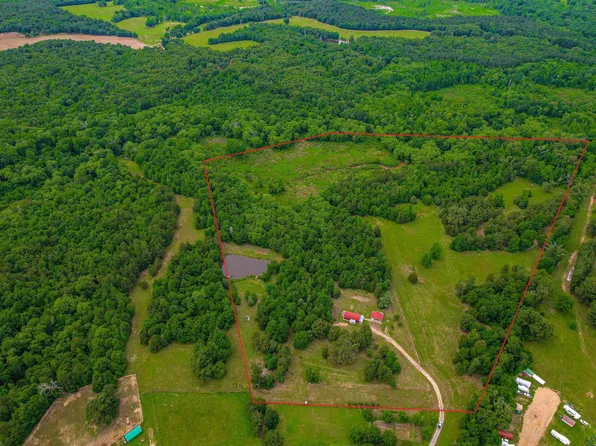 6207 Nightingale Rd, Gilmer, TX 75645