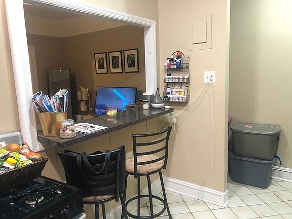 3rd image of 2534 34th St APT 2