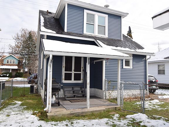 5th image of 1321 Tamarack Ave NW
