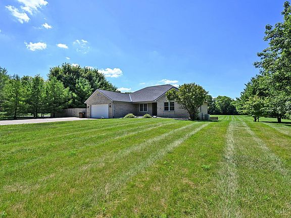 3rd image of 4023 Hamilton Rd