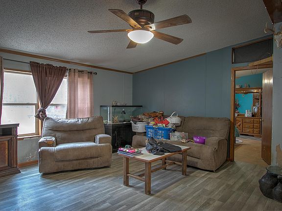 3rd image of 14809 Butternut Rd