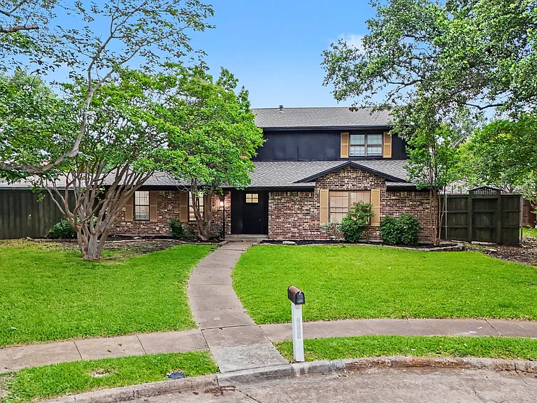 2709 Oak Cir — Photo 13